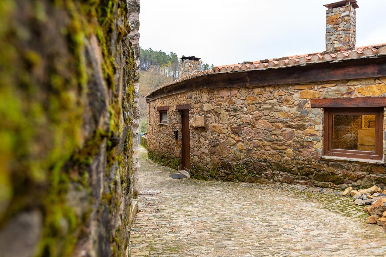Retiro De Gondramaz - 200 M2 Villa Bagian luar foto