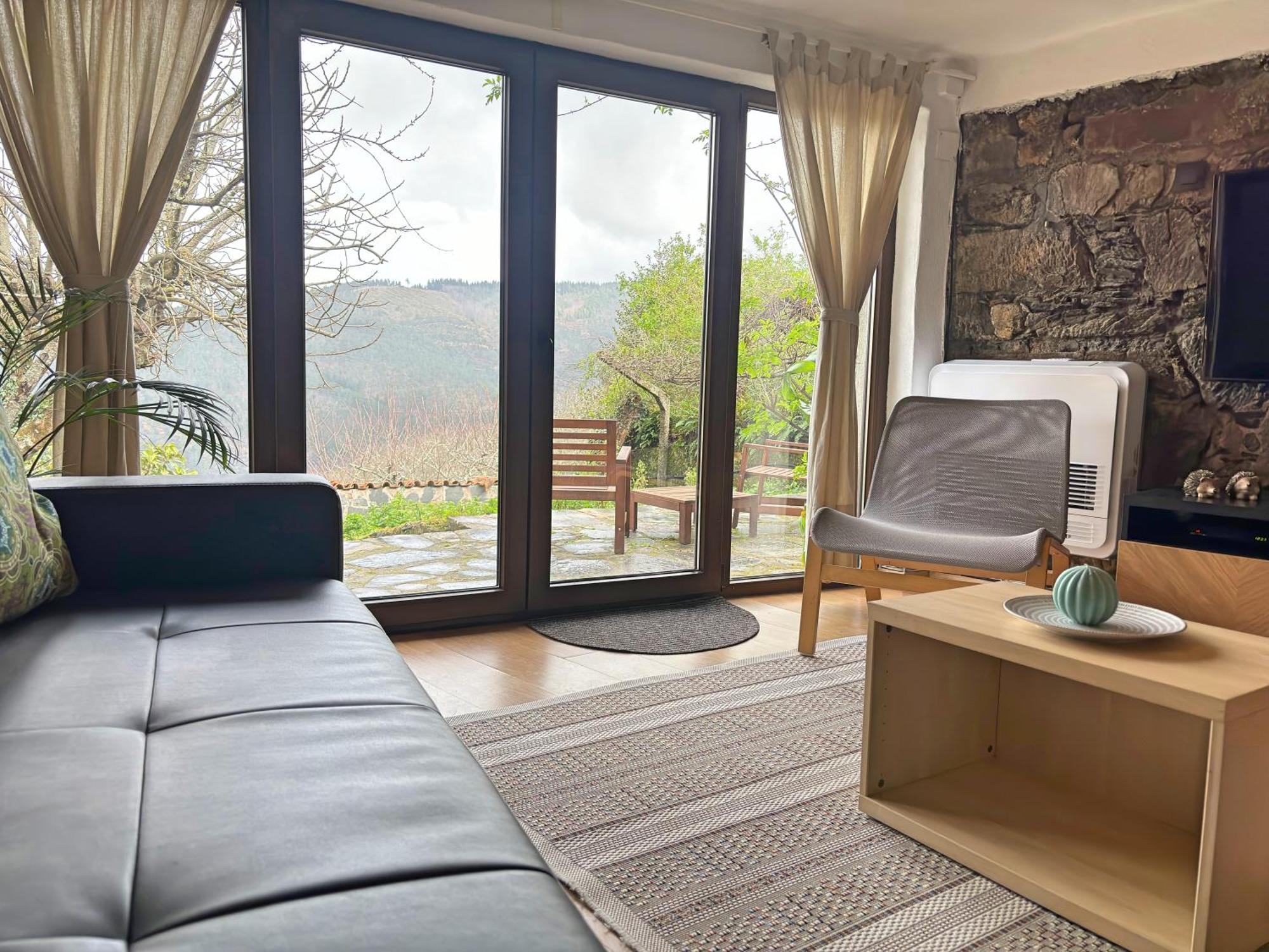 Retiro De Gondramaz - 200 M2 Villa Bagian luar foto