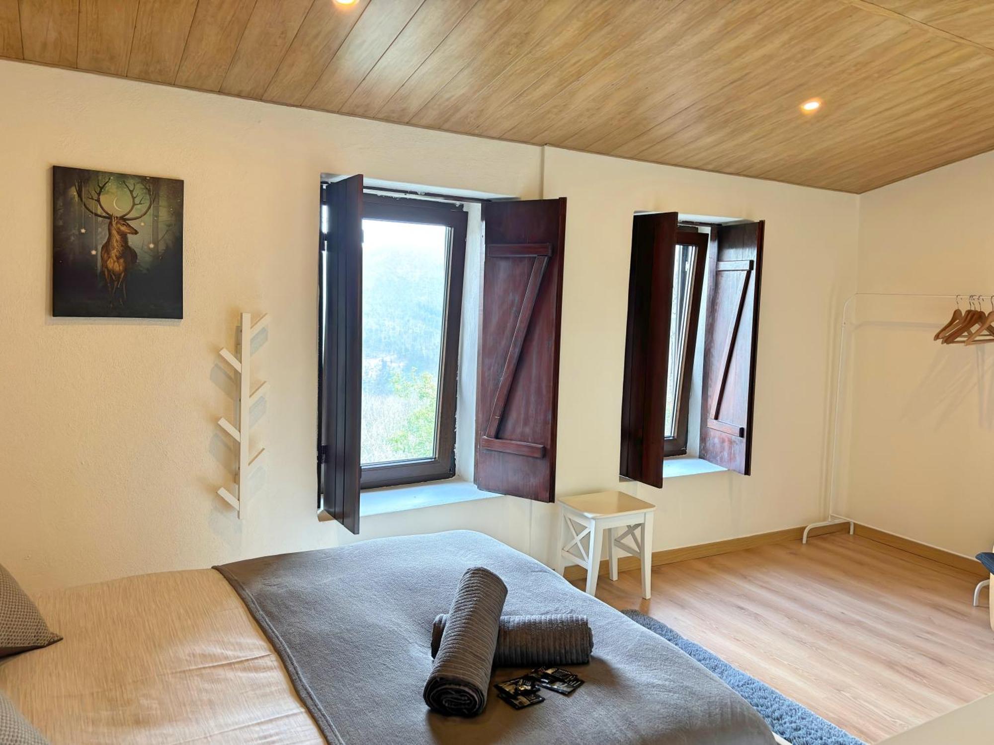 Retiro De Gondramaz - 200 M2 Villa Bagian luar foto